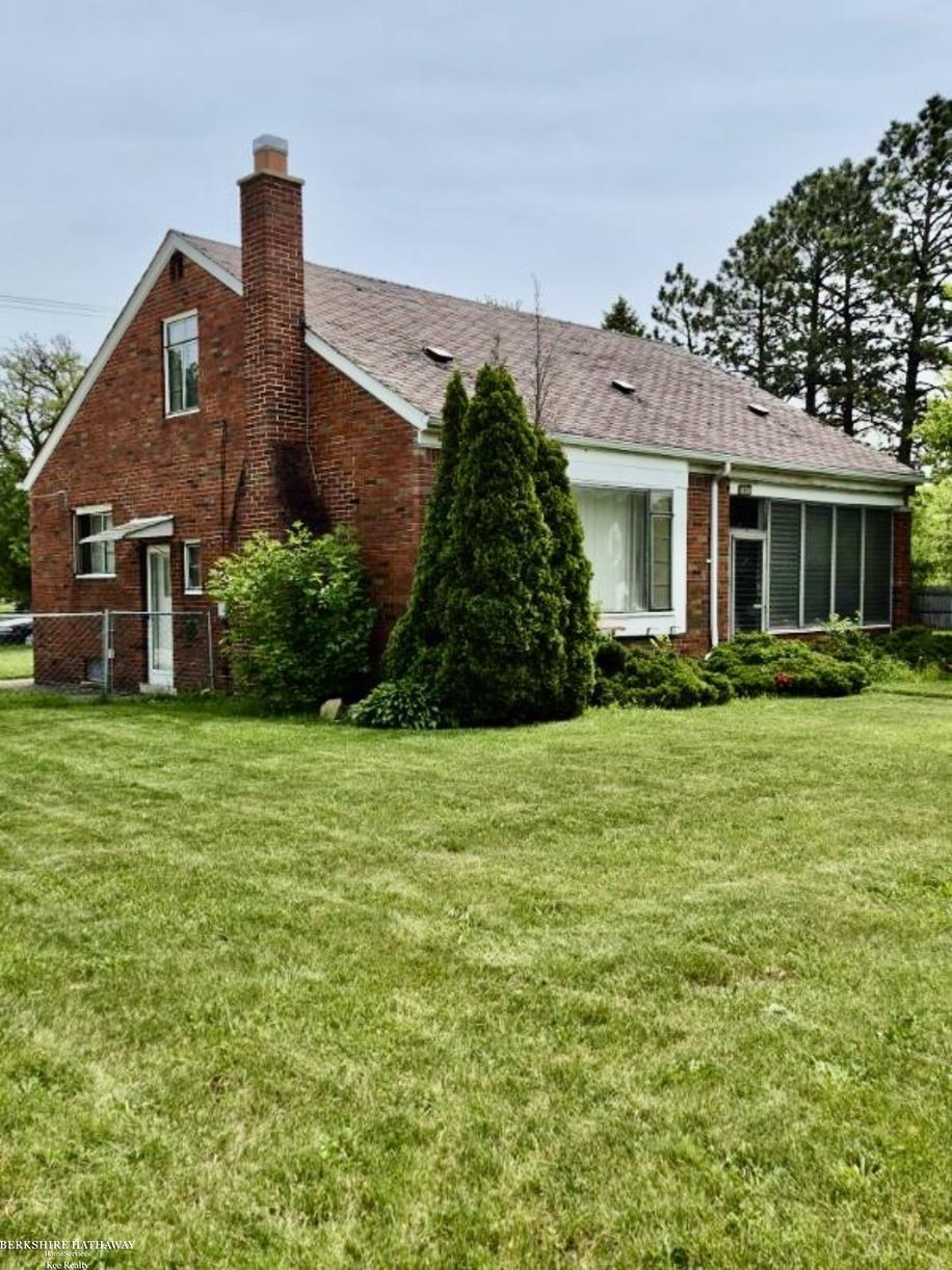 29290 Utica Road Roseville, MI 48066 - Photo 23 of 26