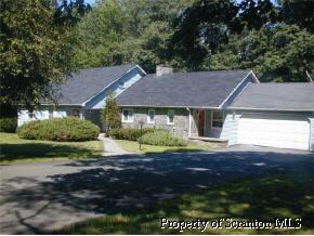 4 Hilldale Road Moscow, PA 18444 - Photo 1 of 6 Gallery Image 1