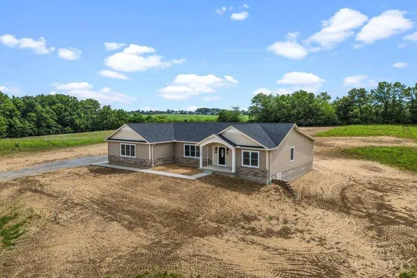 $519,000 | 1243 Hunter Gln Drive, Wilmington, OH 45177