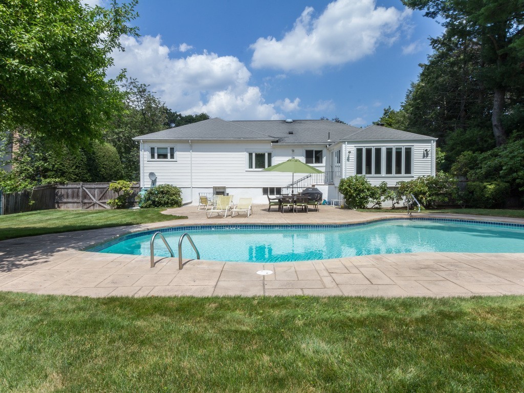 20 Levbert Road Newton, MA 02459 - Photo 27 of 28 Gallery Image 27