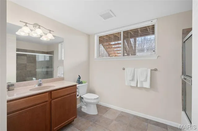 $325,000 | 152 Geneva Cove Drive, Innsbrook, MO 63390