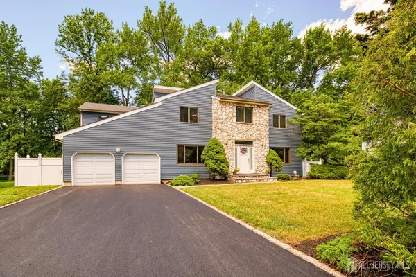 $1,230,000 | 14 Gallo Way, Edison, NJ 08820