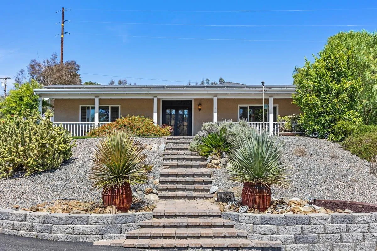 3562 South Mission Road Fallbrook, CA 92028 - Photo 2 of 38 Exterior Front