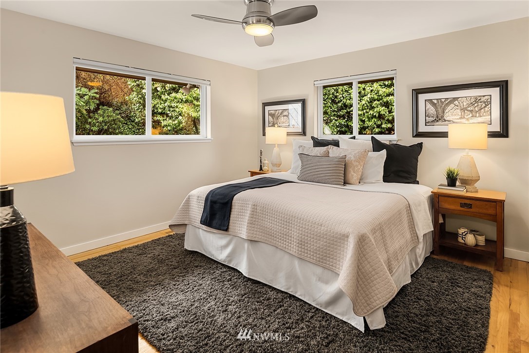 8750 Fauntlee Crest Southwest Seattle, WA 98136 - Photo 18 of 40