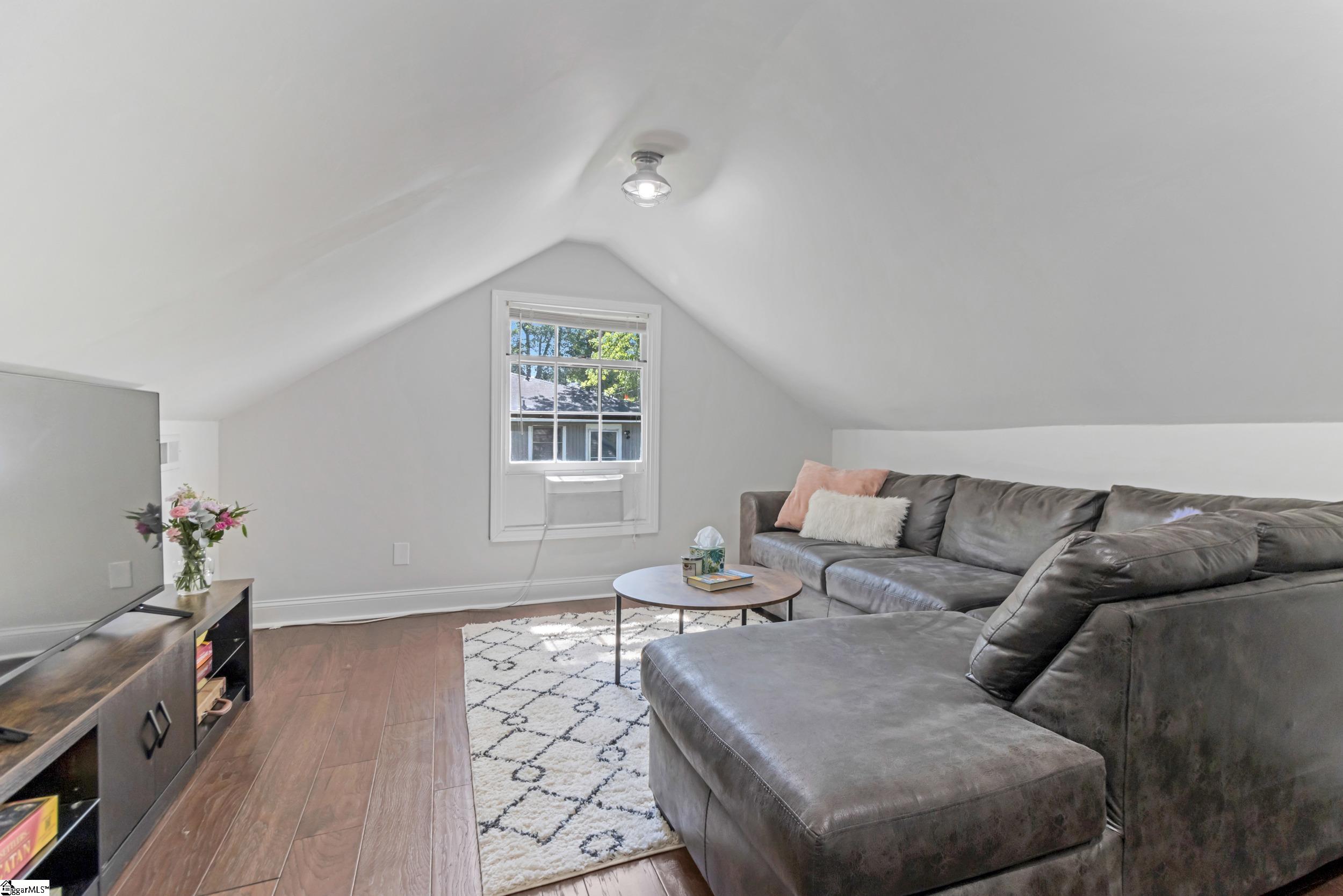 137 Cleveirvine Avenue Greenville, SC 29607 - Photo 28 of 41