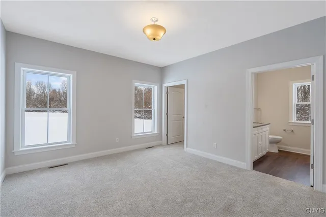 $440,900 | 109 Terwillager Lane, Manlius, NY 13116