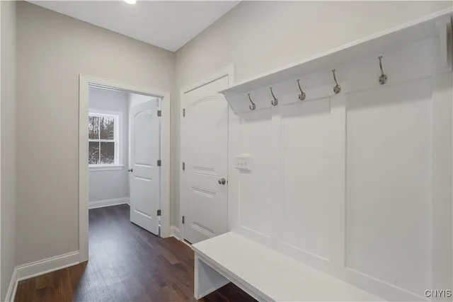 $440,900 | 109 Terwillager Lane, Manlius, NY 13116