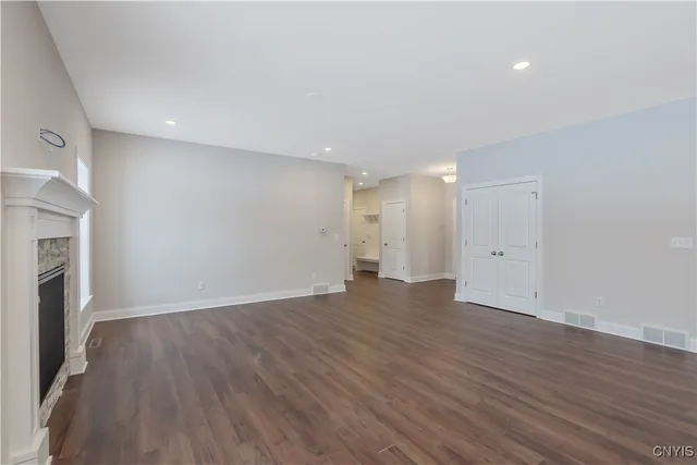 $440,900 | 109 Terwillager Lane, Manlius, NY 13116