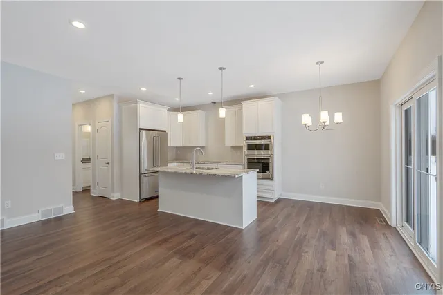 $440,900 | 109 Terwillager Lane, Manlius, NY 13116