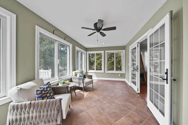 $639,999 | 5427 Vrooman Road, Jackson, MI 49201