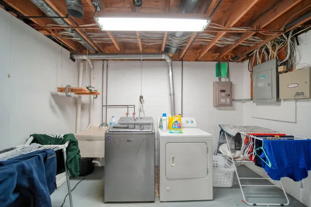 $639,999 | 5427 Vrooman Road, Jackson, MI 49201