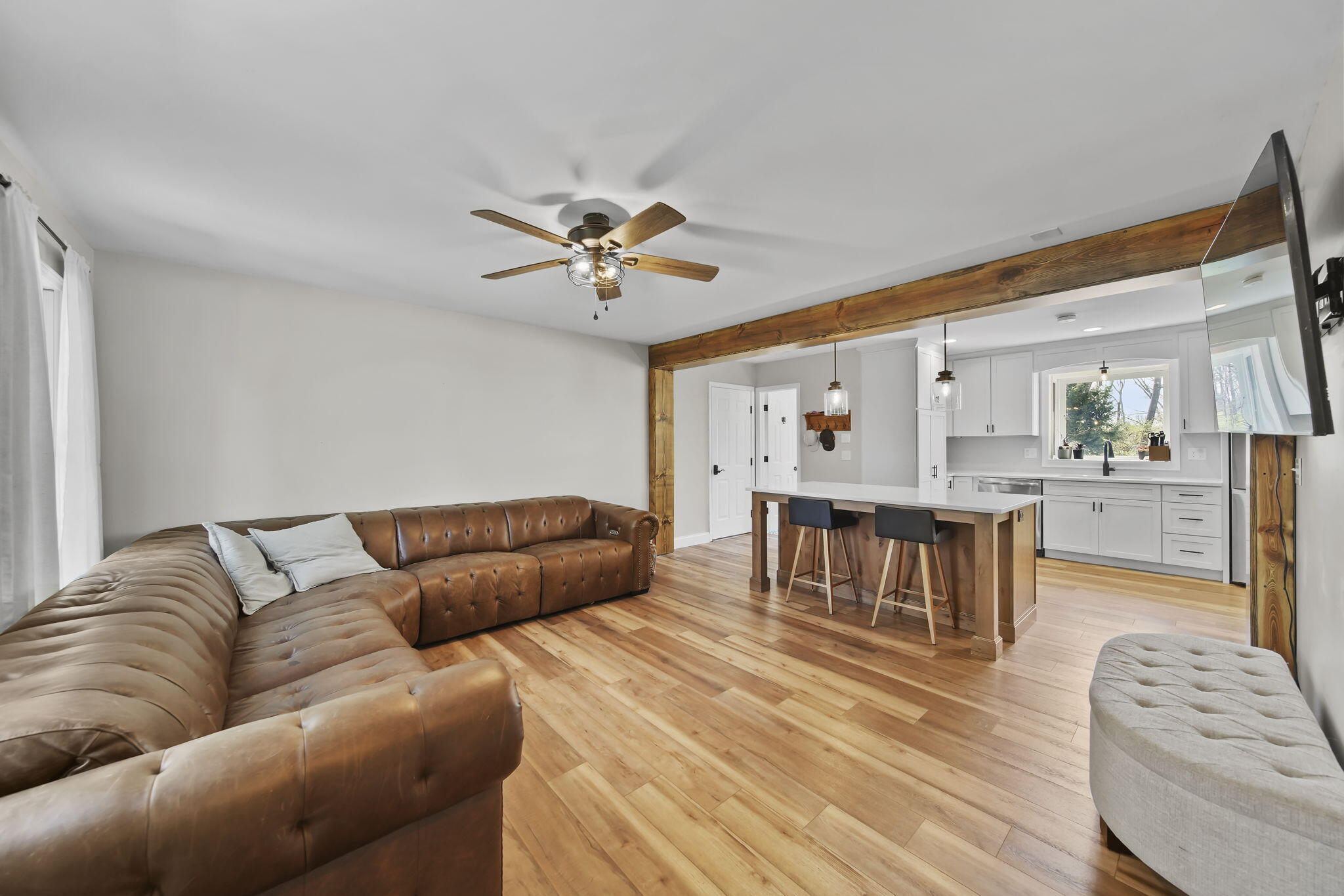 5427 Vrooman Road Jackson, MI 49201 - Photo 6 of 54 6