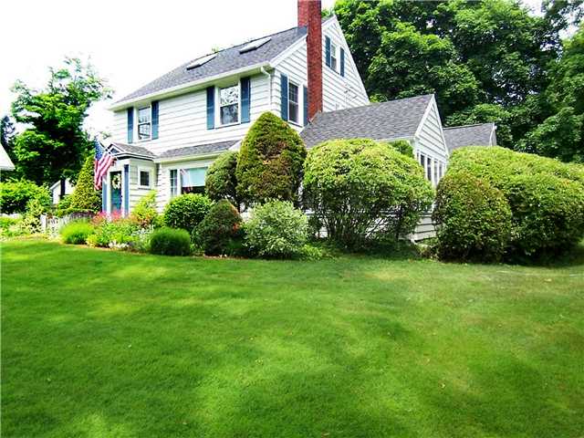 190 Seymour Road Irondequoit, NY 14609 - Photo 1 of 1 Exterior Front
