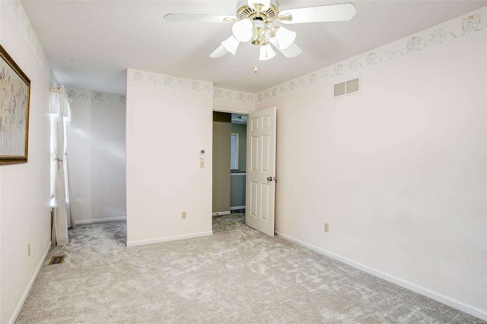 1513 Berry Leaf Court Ballwin, MO 63021 - Photo 34 of 57 Gallery Image 34