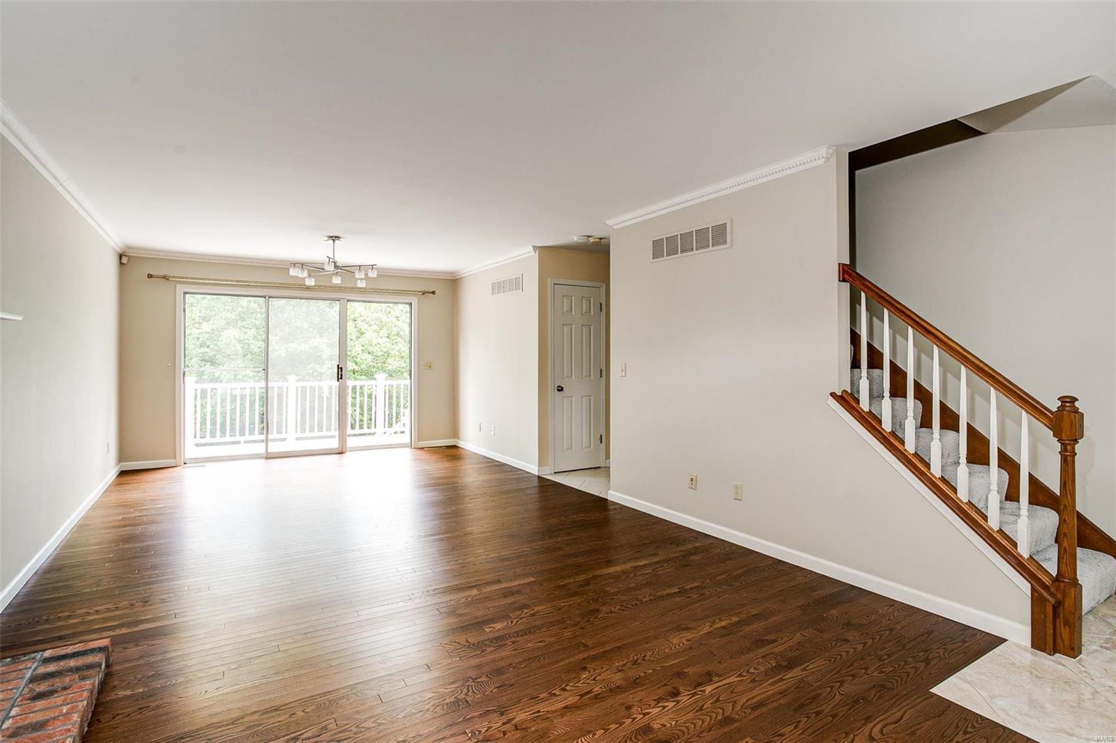 1513 Berry Leaf Court Ballwin, MO 63021 - Photo 5 of 57 Gallery Image 5