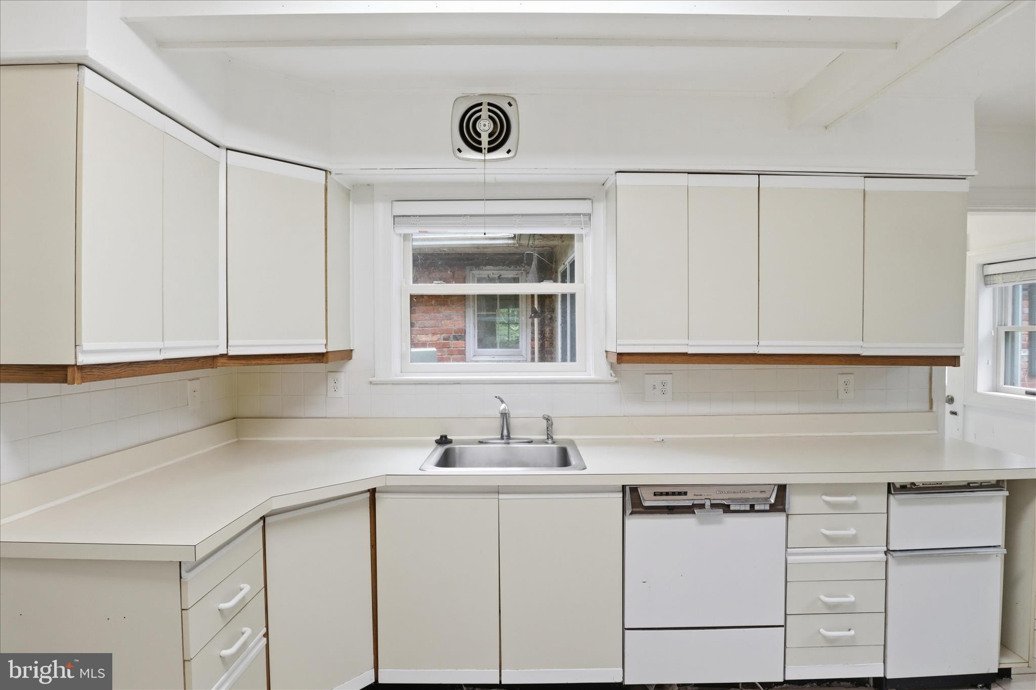 7613 Fort Hunt Road Alexandria, VA 22308 - Photo 12 of 37 Gallery Image 12