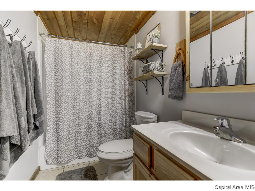 3444 Luthin Road Sherman, IL 62684 - Photo 24 of 36 Gallery Image 24