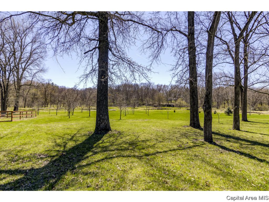 3444 Luthin Road Sherman, IL 62684 - Photo 35 of 36 Gallery Image 35