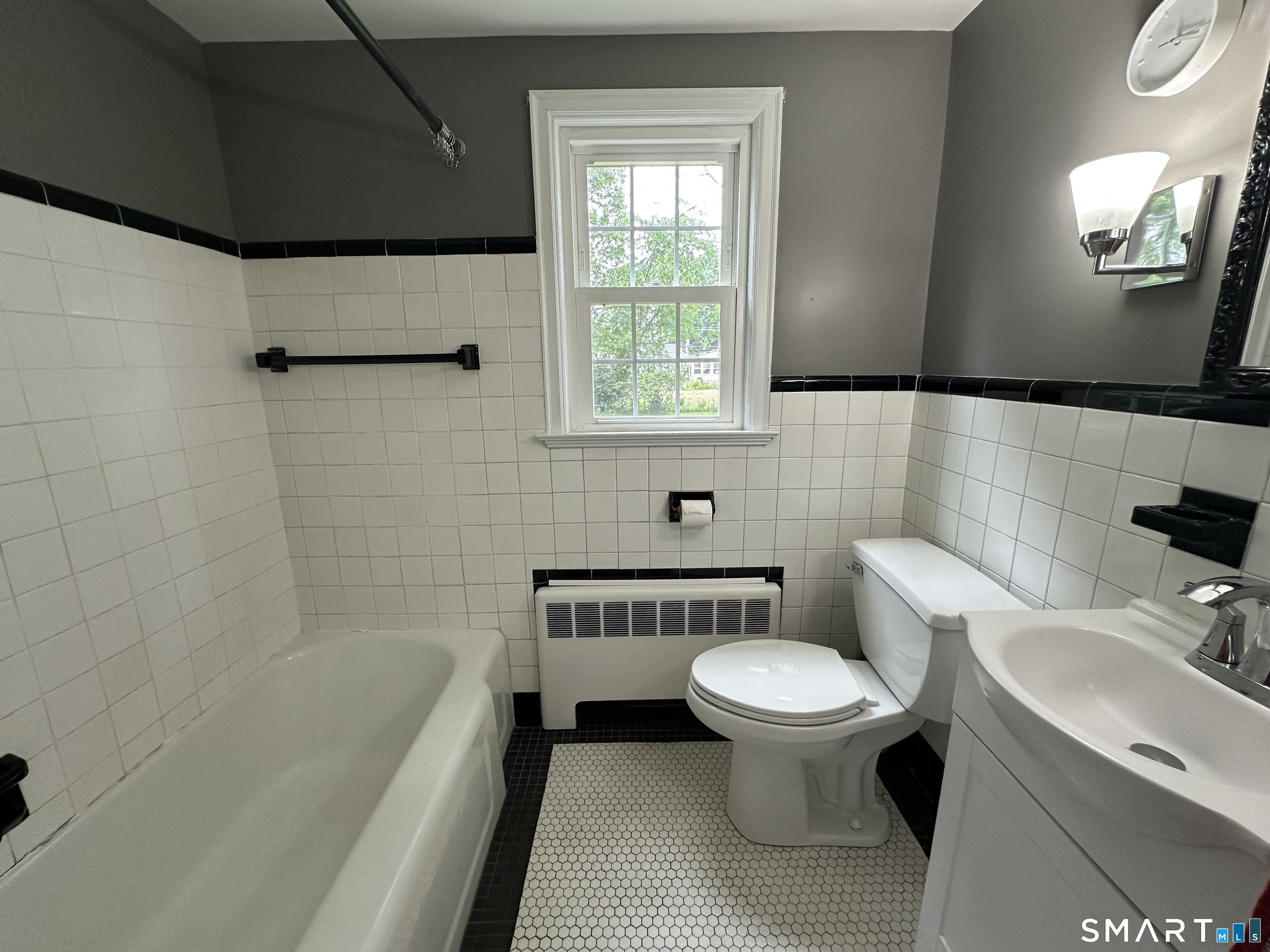 38 Cedar Ridge Road Newington, CT 06111 - Photo 11 of 40