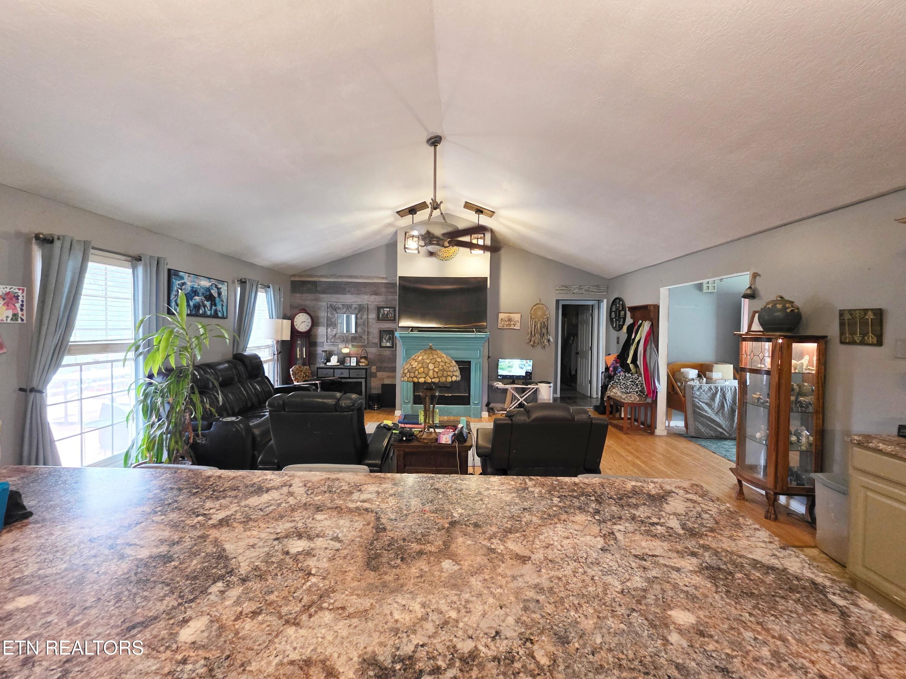 7807 Squirrel Lane Powell, TN 37849 - Photo 6 of 19 1000028615