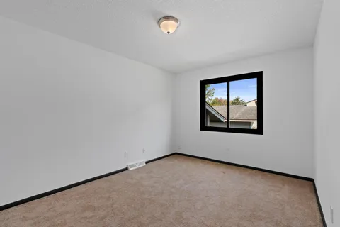 $359,999 | 7409 74th Avenue North, Brooklyn Park, MN 55428