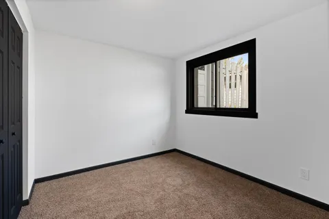 $359,999 | 7409 74th Avenue North, Brooklyn Park, MN 55428