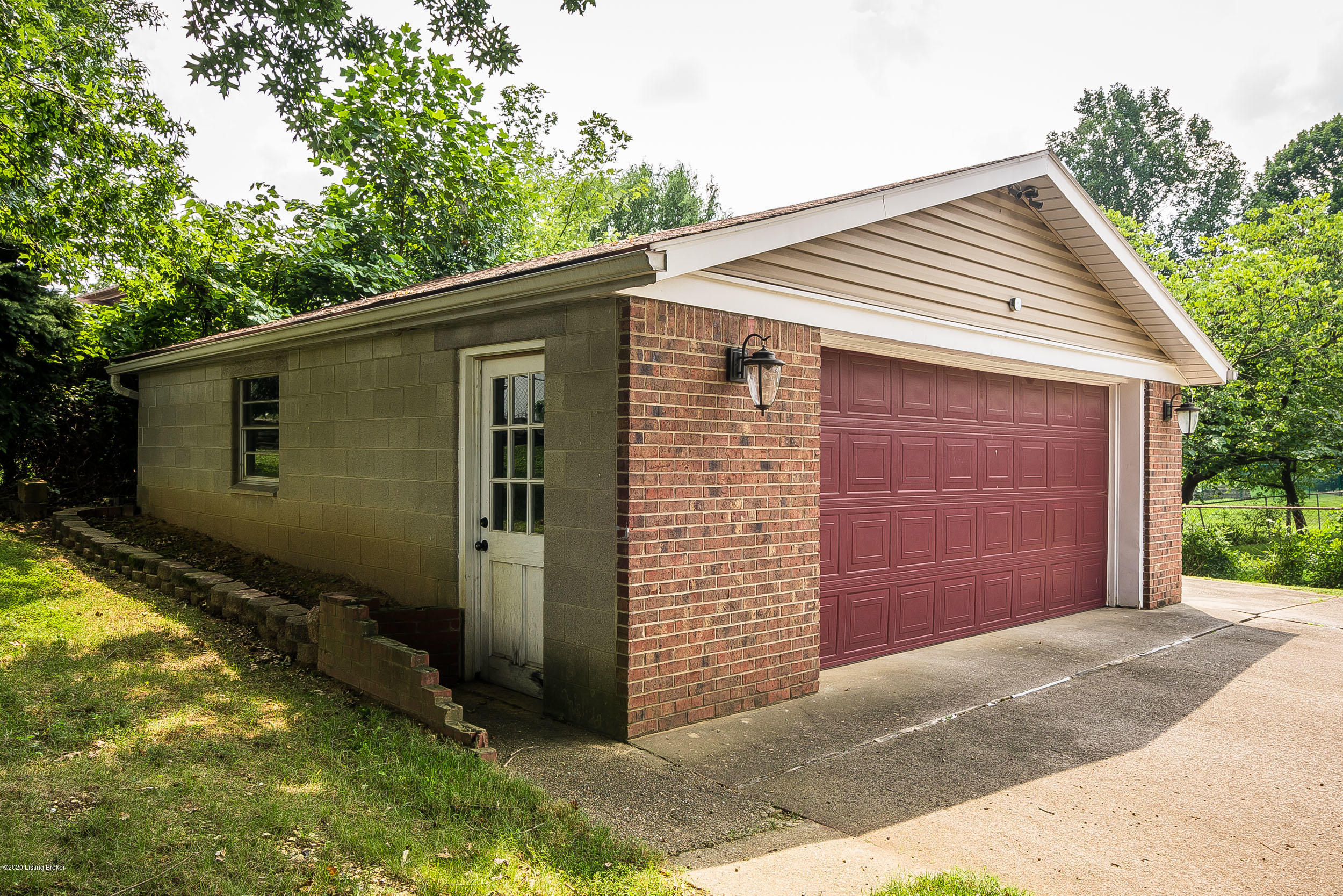 3608 Locklee Road Louisville, KY 40214 - Photo 43 of 44 3608 Locklee Road-12