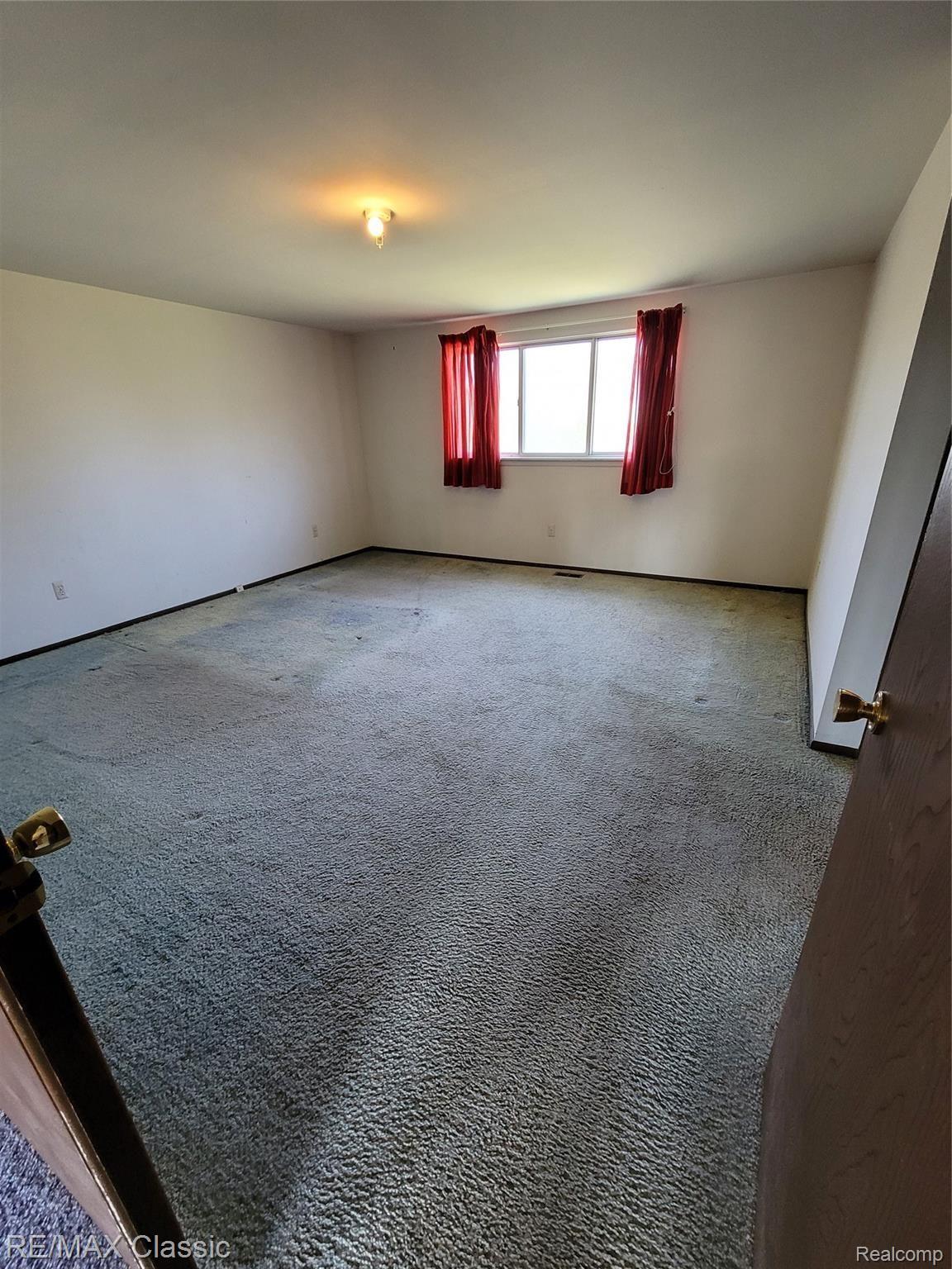 6714 Edgewood Road Canton, MI 48187 - Photo 15 of 27 Master Bedroom