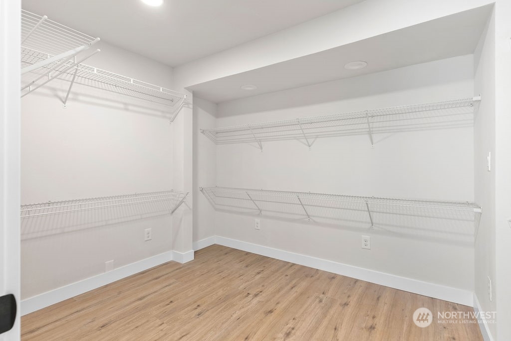 1335 East Maple Street Kent, WA 98030 - Photo 19 of 36 Gallery Image 19