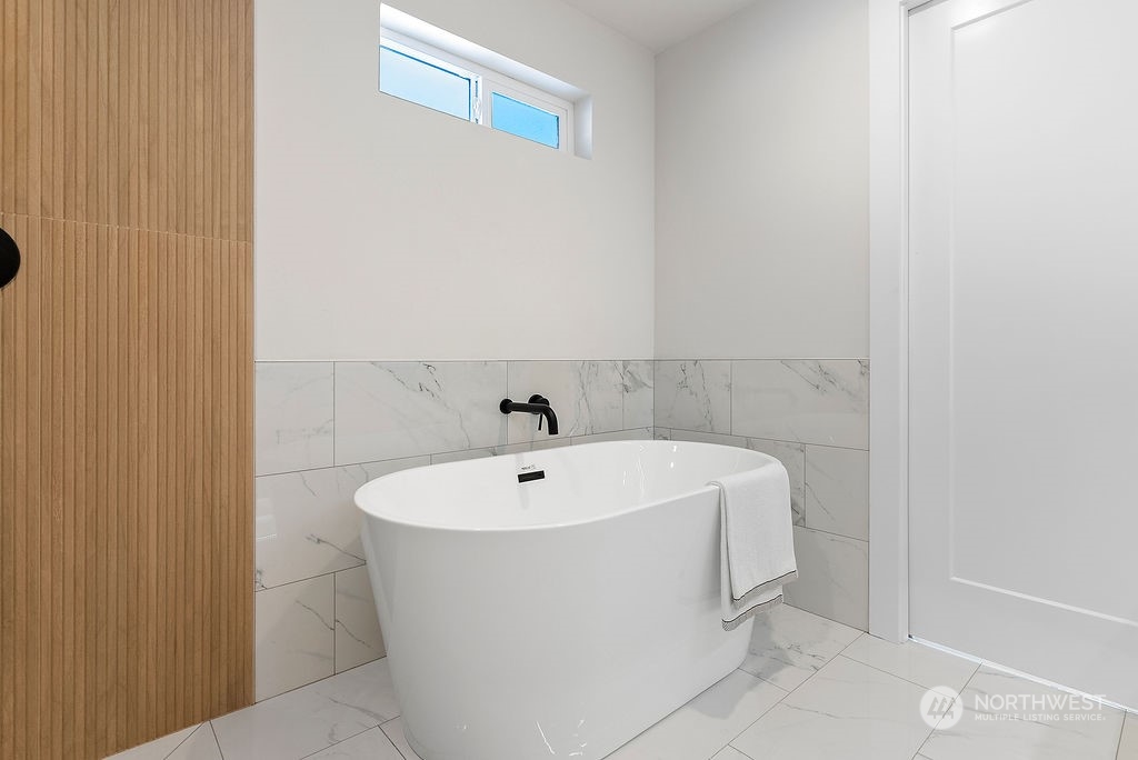 1335 East Maple Street Kent, WA 98030 - Photo 24 of 36 Gallery Image 24