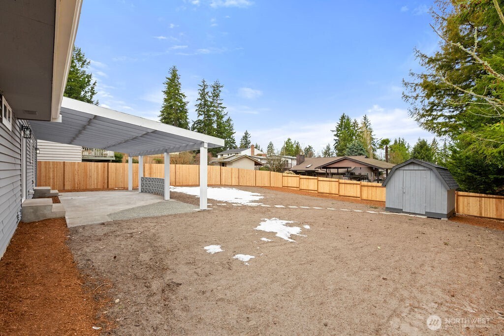 1335 East Maple Street Kent, WA 98030 - Photo 34 of 36 Gallery Image 34