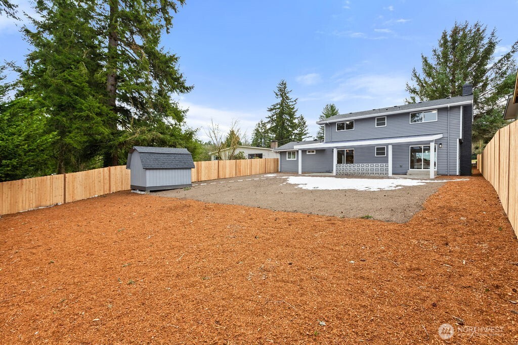 1335 East Maple Street Kent, WA 98030 - Photo 35 of 36 Gallery Image 35