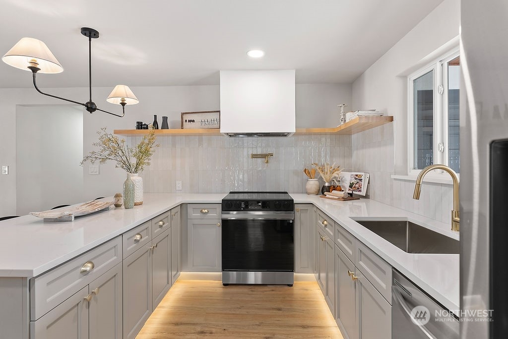 1335 East Maple Street Kent, WA 98030 - Photo 10 of 36 Gallery Image 10