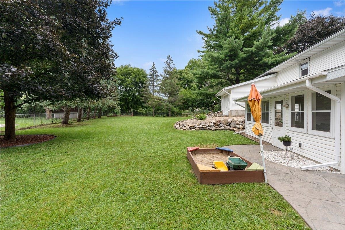 118 Violet Circle Madison, WI 53714 - Photo 50 of 56