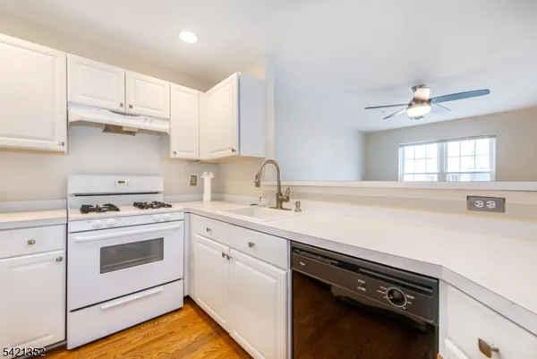 $425,000 | 1011 Worthington Court, Denville, NJ 07834