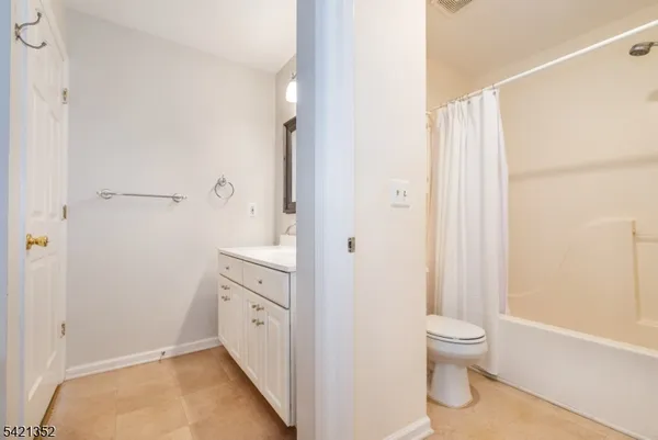 $425,000 | 1011 Worthington Court, Denville, NJ 07834