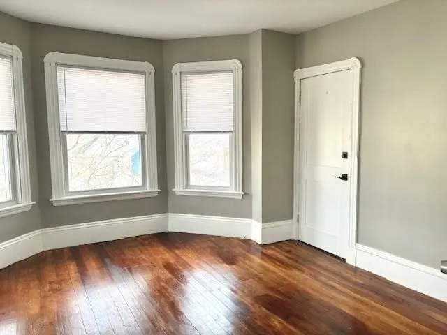 $2,100 | 653 Brock Avenue, Unit 3, New Bedford, MA 02744