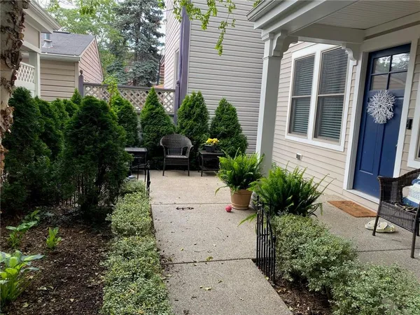 $4,900 | 706 Ivy Street, Unit 2, Pittsburgh, PA 15232