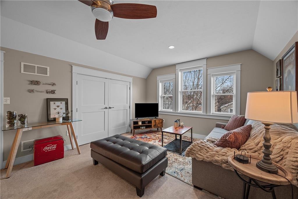 706 Ivy Street, Unit 2 Pittsburgh, PA 15232 - Photo 28 of 35