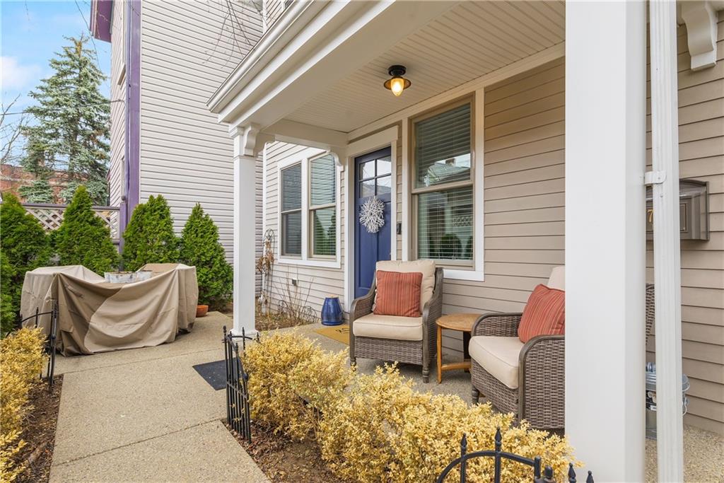 706 Ivy Street, Unit 2 Pittsburgh, PA 15232 - Photo 4 of 35