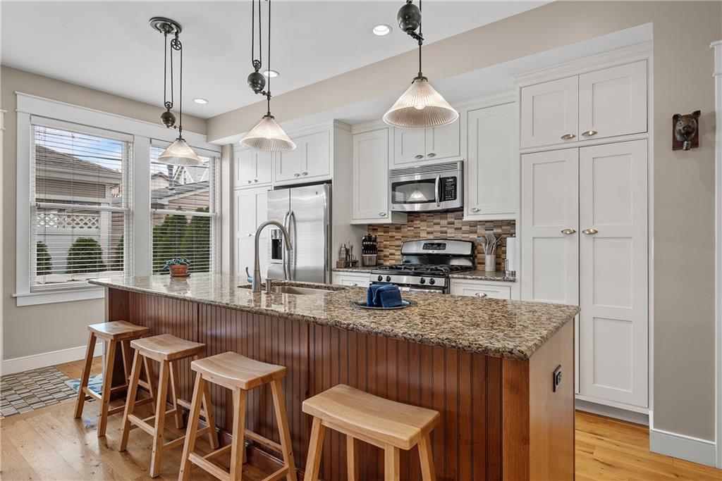 706 Ivy Street, Unit 2 Pittsburgh, PA 15232 - Photo 9 of 35