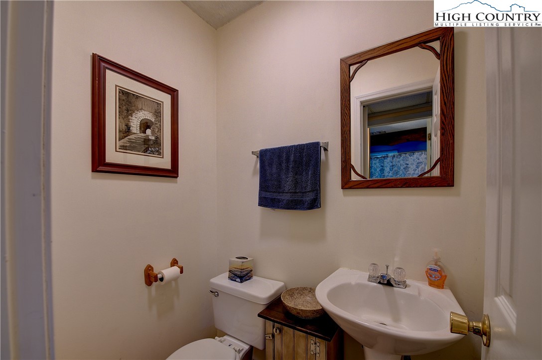 53 Chestnut Ridge Road Spruce Pine, NC 28777 - Photo 16 of 42 Gallery Image 16