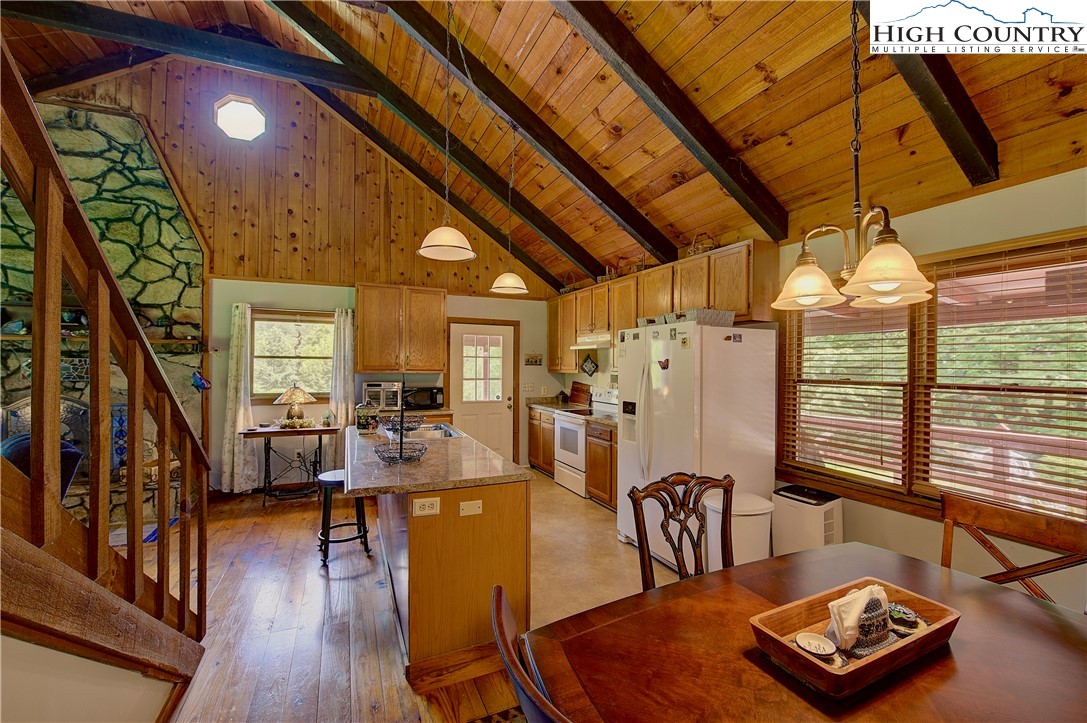 53 Chestnut Ridge Road Spruce Pine, NC 28777 - Photo 9 of 42 Gallery Image 9