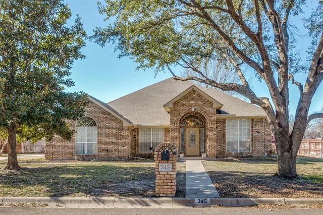 $365,000 | 345 Huggins Drive, Springtown, TX 76082