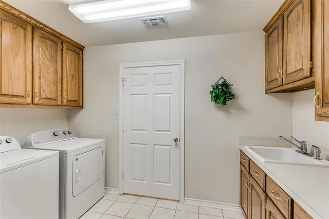 $365,000 | 345 Huggins Drive, Springtown, TX 76082