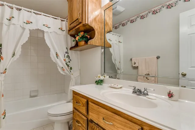 $365,000 | 345 Huggins Drive, Springtown, TX 76082