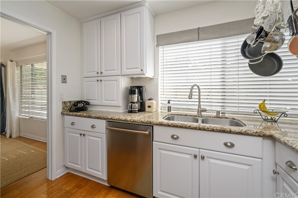 14 Soaring Hawk Irvine, CA 92614 - Photo 14 of 47