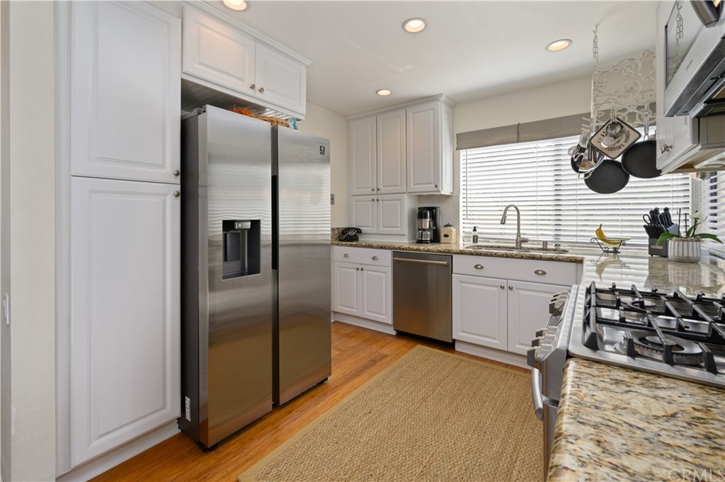 14 Soaring Hawk Irvine, CA 92614 - Photo 15 of 47