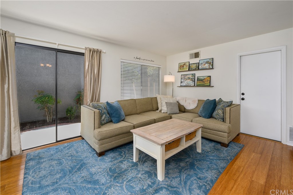 14 Soaring Hawk Irvine, CA 92614 - Photo 17 of 47