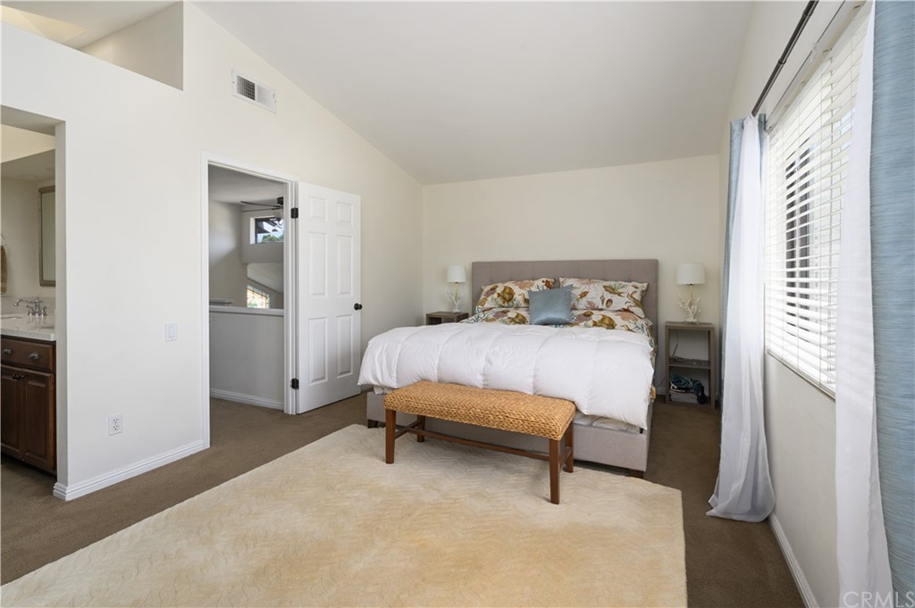 14 Soaring Hawk Irvine, CA 92614 - Photo 24 of 47